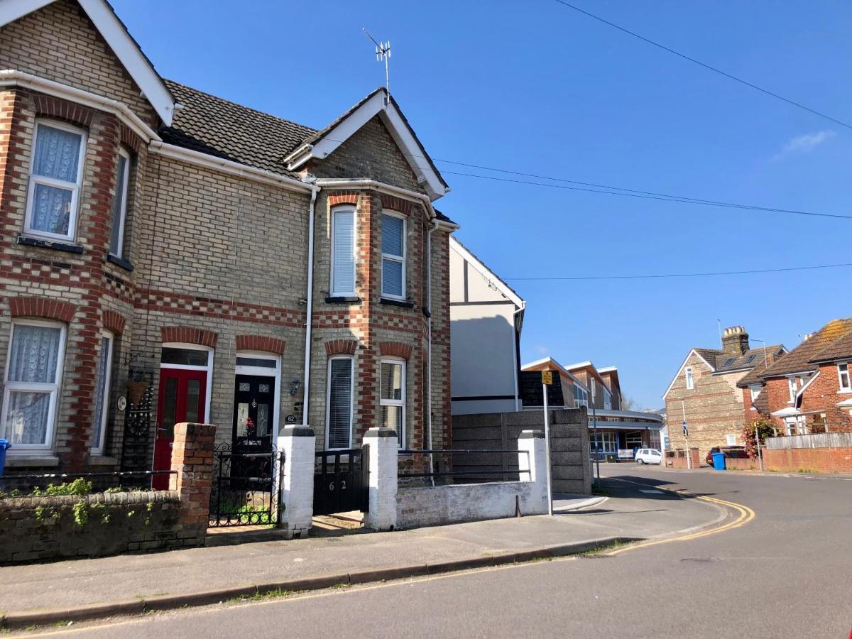 Willa House With Parking, Short Stroll To Quay, Shops And Restaurants Poole Zewnętrze zdjęcie