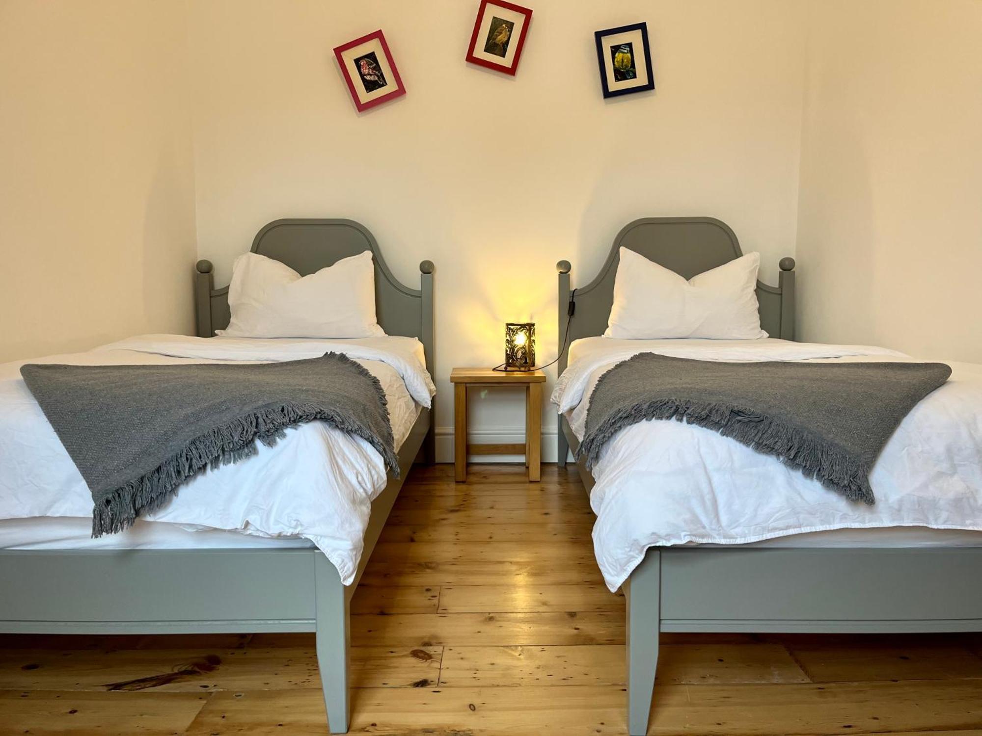 Willa House With Parking, Short Stroll To Quay, Shops And Restaurants Poole Zewnętrze zdjęcie